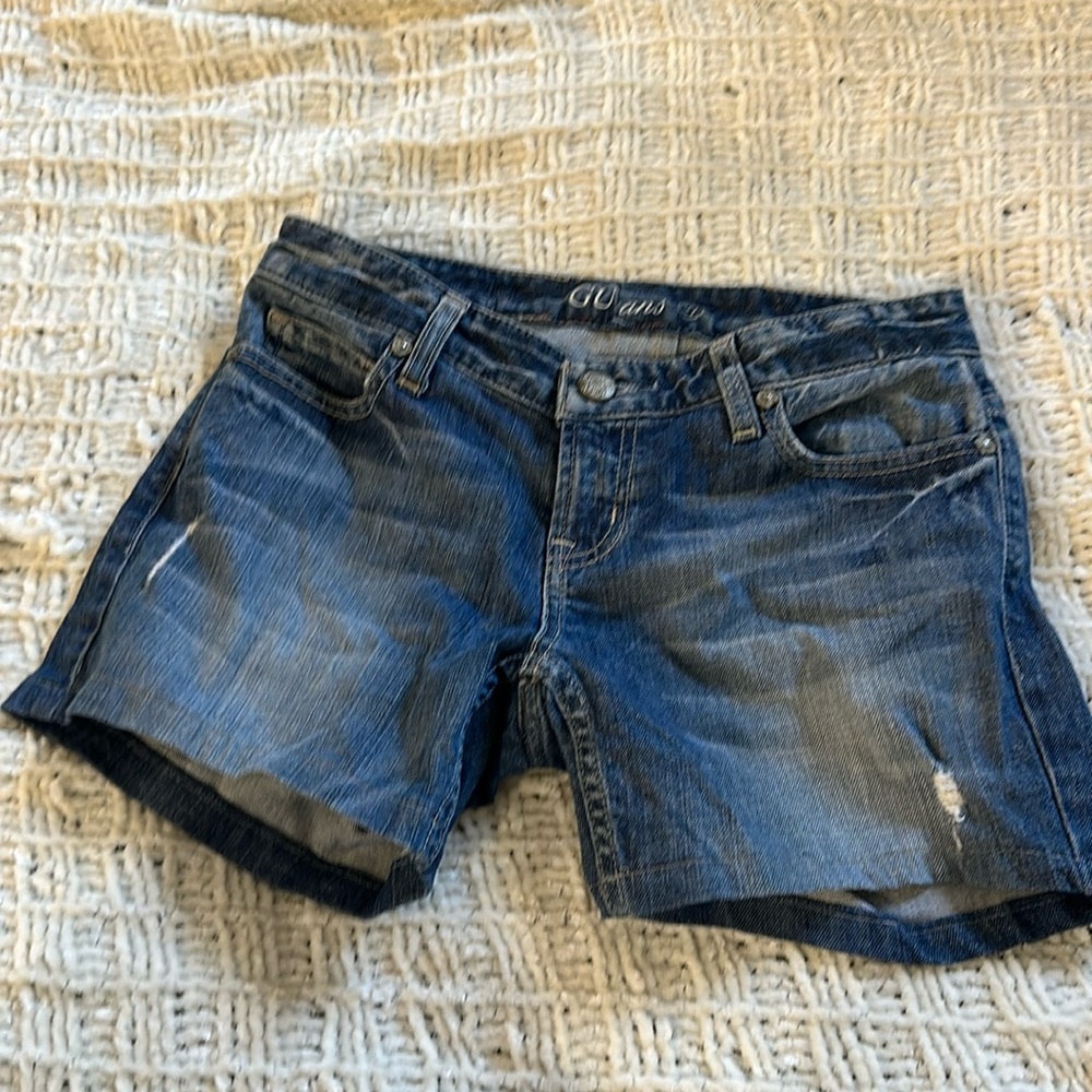 Guess Custom Shorts